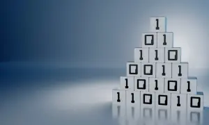 Pyramide aus Würfeln mit binären Ziffern (0 und 1), die das dualsystem in dezimalsystem darstellt.